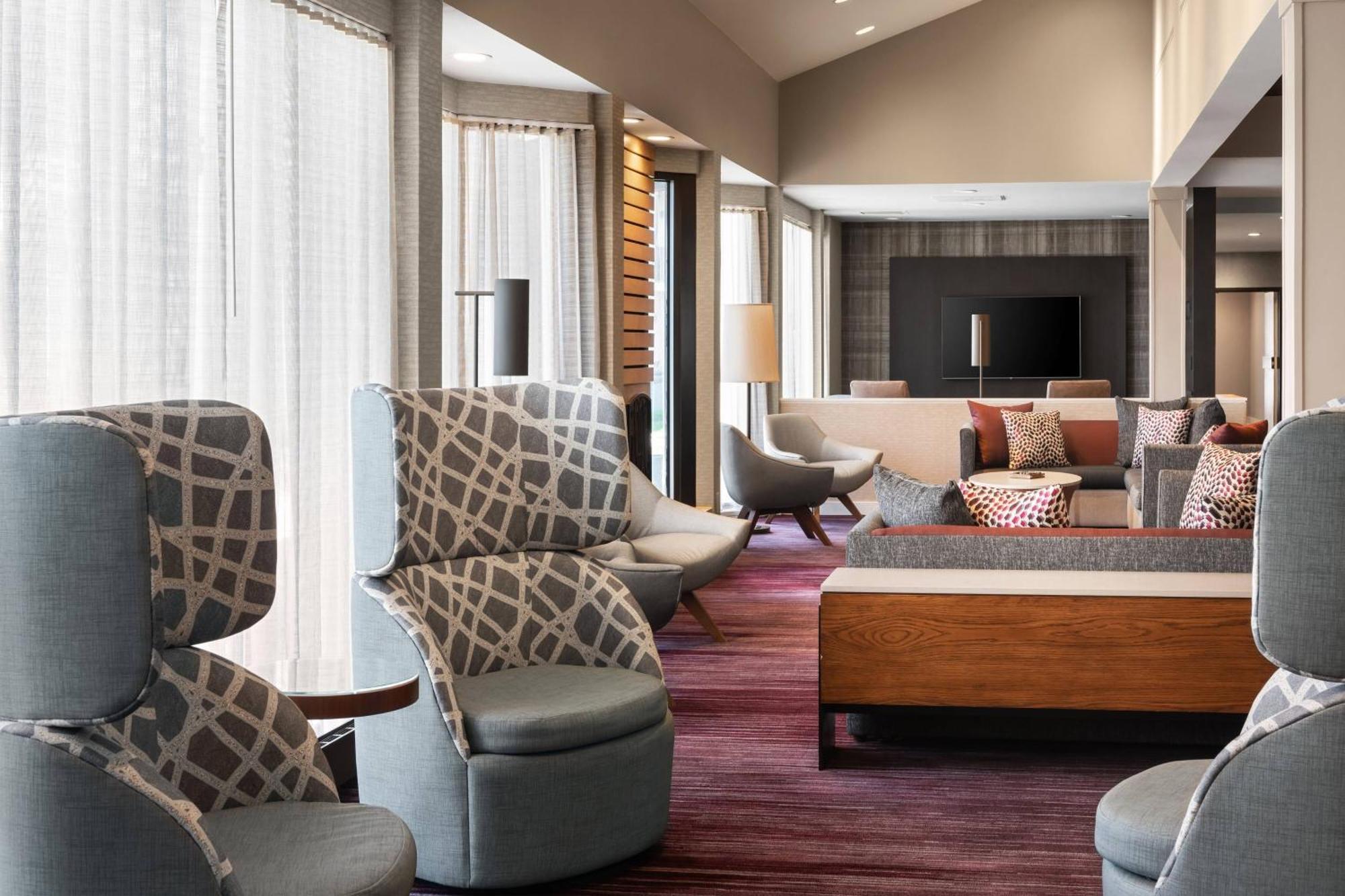 คอร์ตยาร์ด ซีราคิวส์ แคเรียร์ เซอร์เคิล Hotel อีสต์ซีราคิวส์ ภายนอก รูปภาพ
